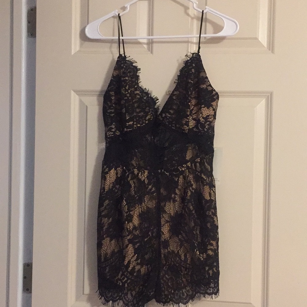 Tobi out of love lace romper